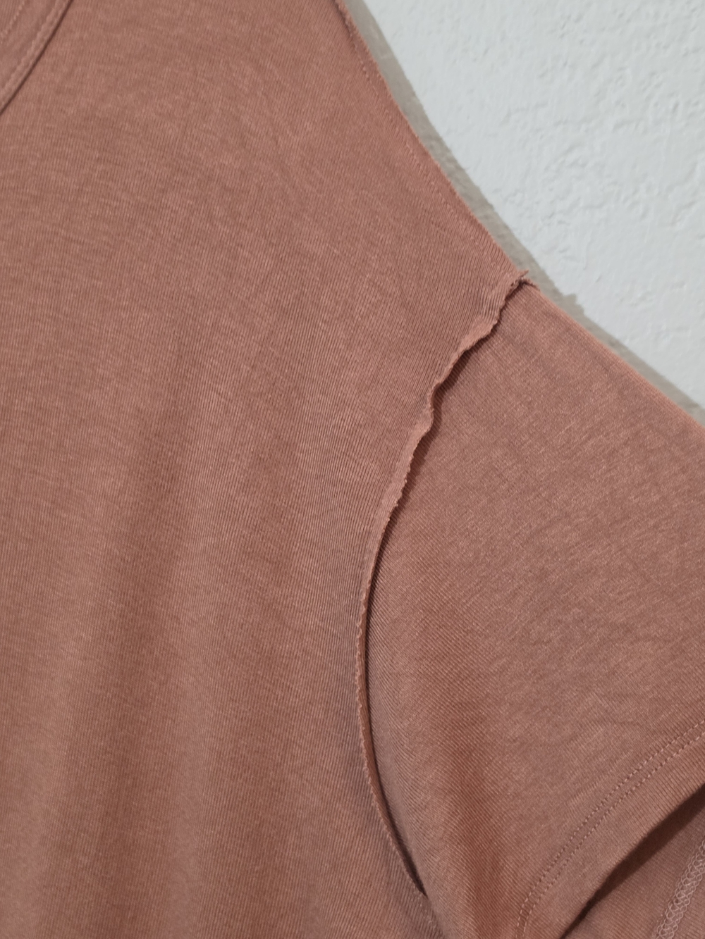 Pink Lily Relaxed Scoop Neck Short Sleeve Top in Dusty Rose Womens Medium - Picture 3 of 6